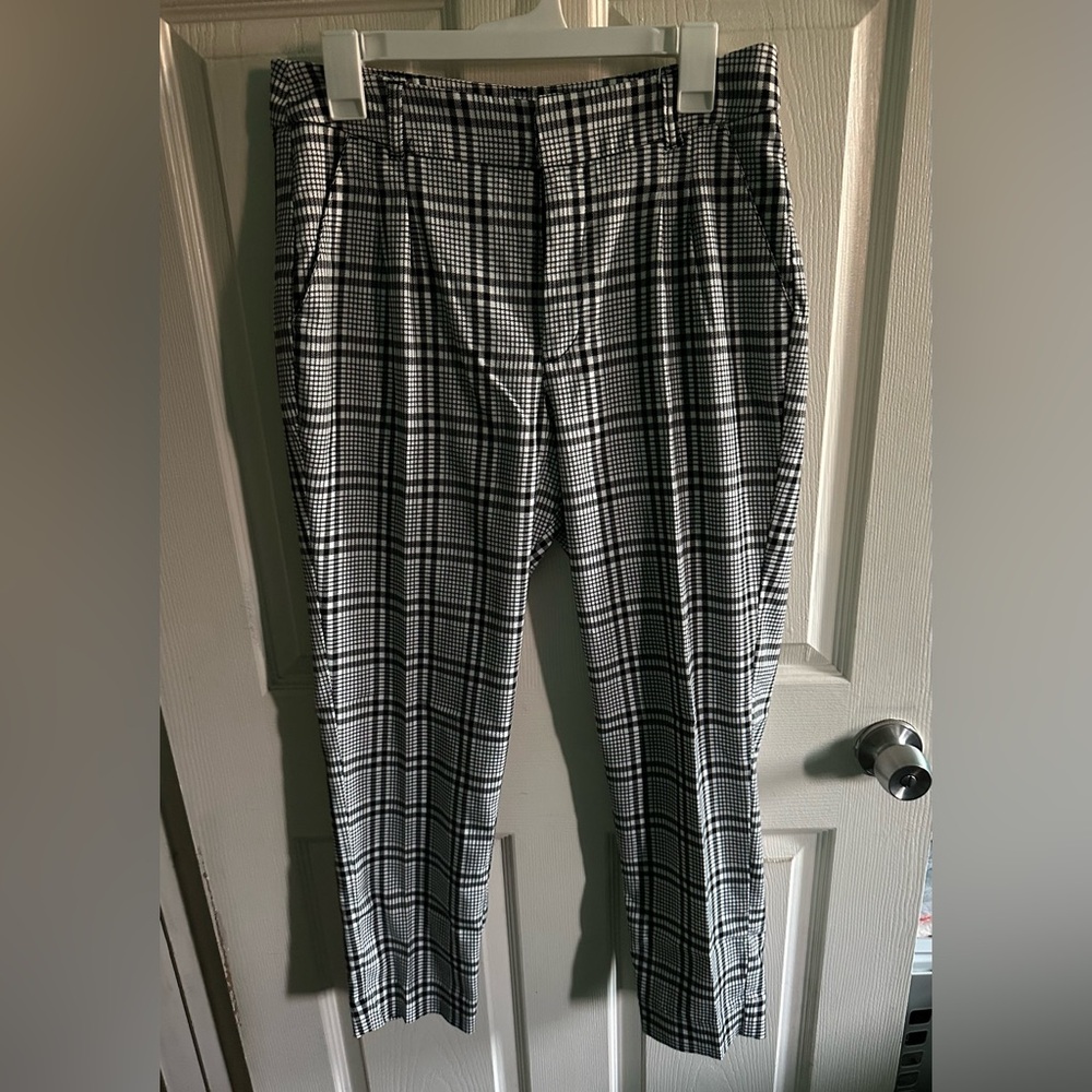 Abercrombie & Fitch Black & White Plaid Pants